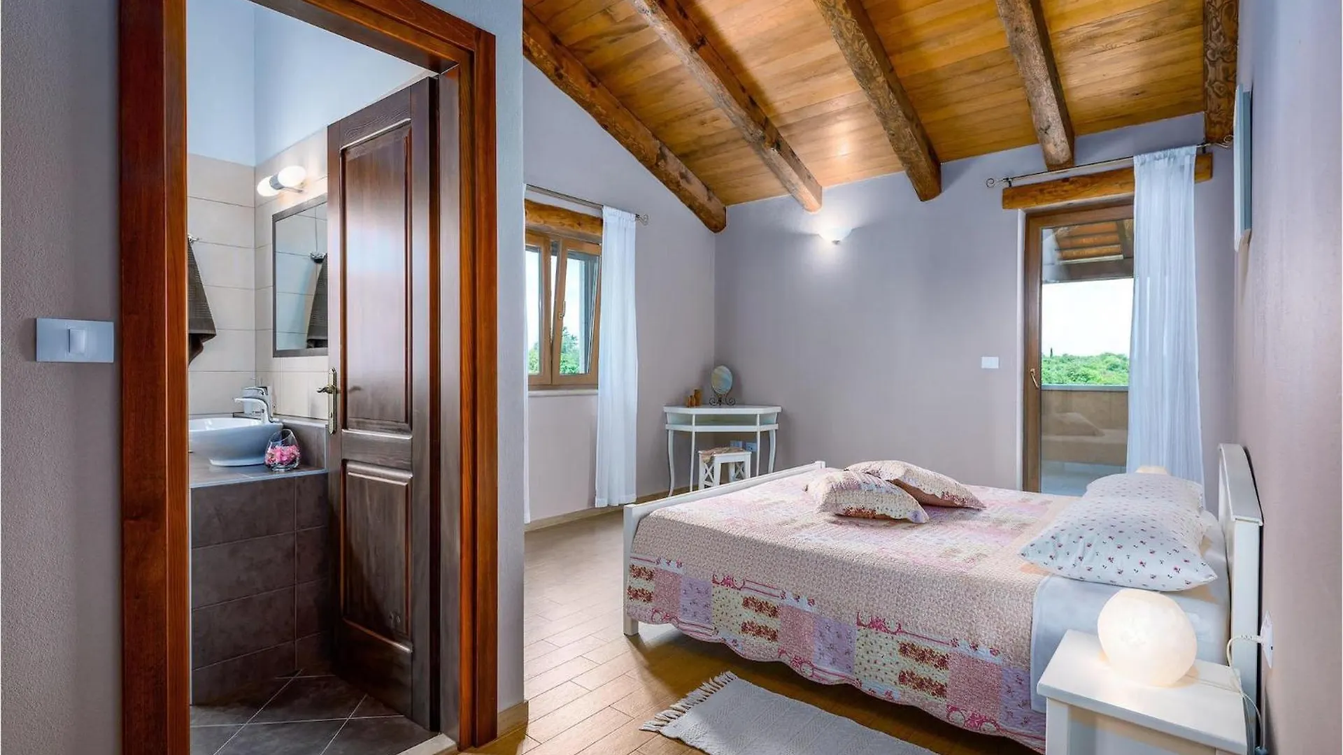 Villa Oliveta Pula 0*,